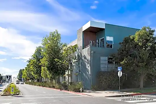 1356 Powell St Photo 1