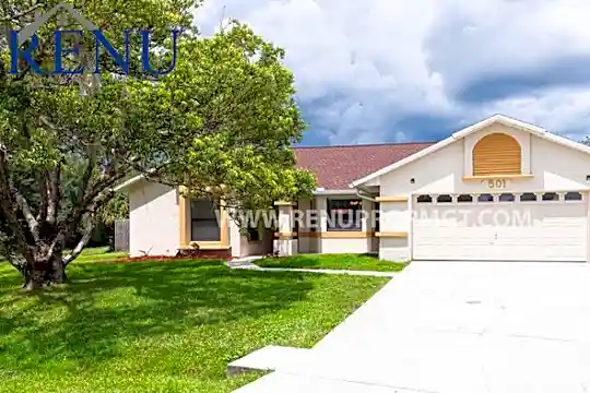 501 Del Norte Way Photo 2