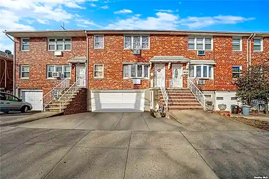 138-30 Redding St #1 Photo 1