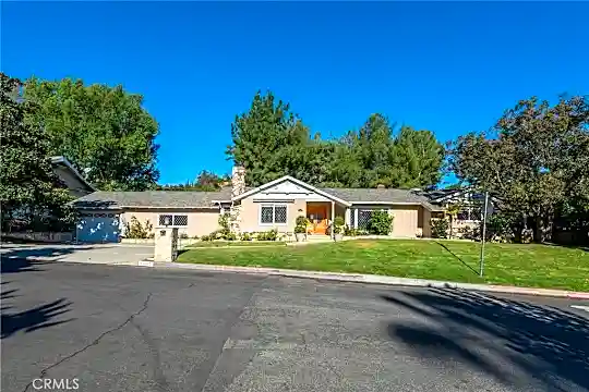 16065 Meadowcrest Rd Photo 1