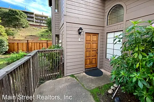 2 Bedroom Houses in Downtown Santa Cruz CA Rent