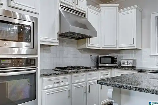 4786 McGill Ct Photo 2