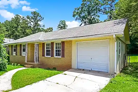 145 SHARON DR Photo 1