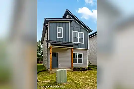 1307 Dodd St Photo 1