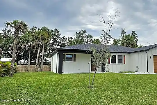 1805 Mili Ave Photo 2