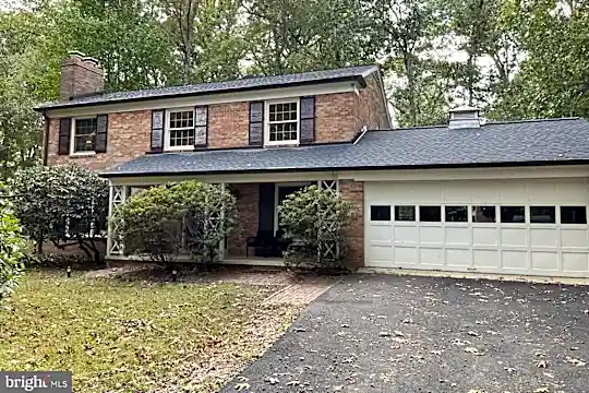 11332 Vale Rd Photo 2