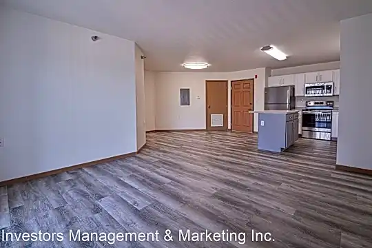 West Ridge Apartments Photo 1