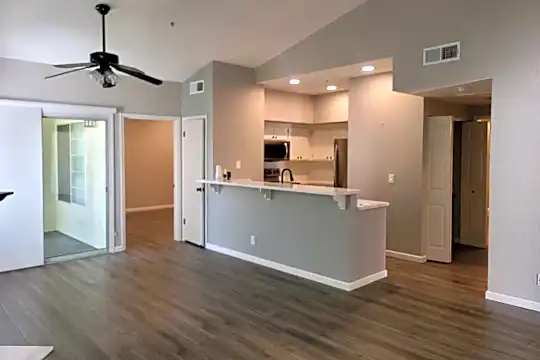 604 Horizon Cove Photo 1