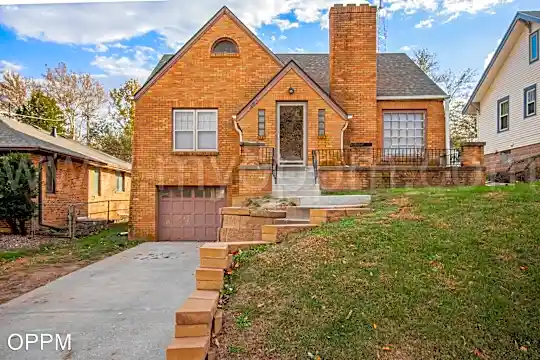 5107 Emmet St Photo 1