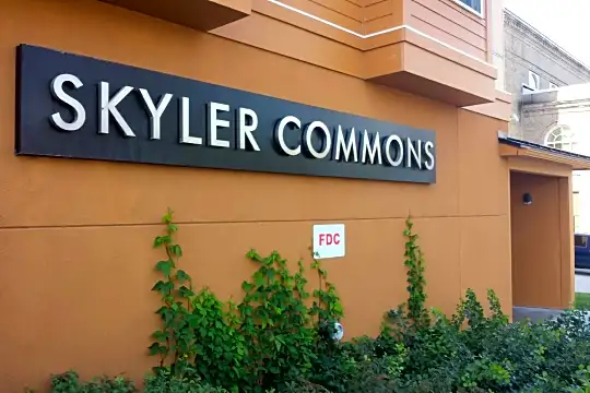 Skyler Commons Photo 2