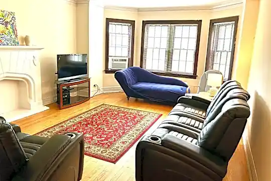 706 S Maple Ave #2S Photo 1