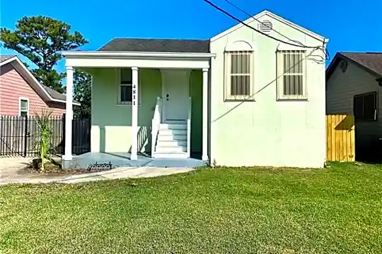4811 Pauger St Photo 2