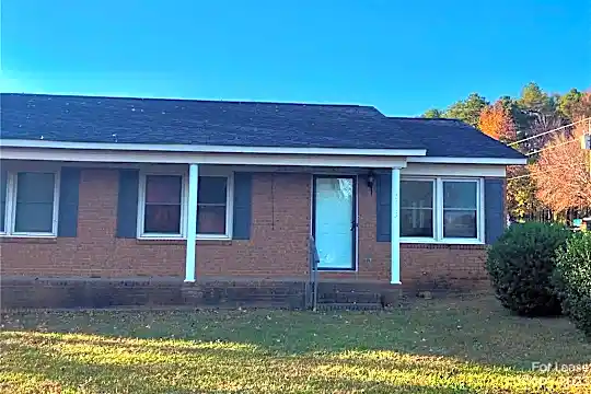 1103 Peachtree St Photo 1