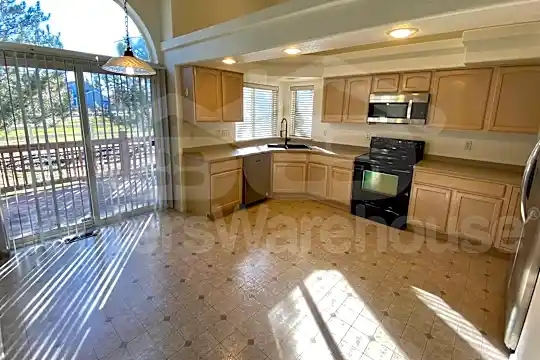 21064 E 49th Ave Photo 1