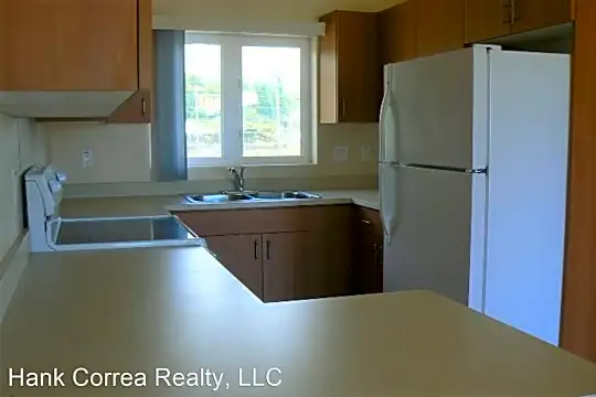 556 Alenaio Ln Photo 2