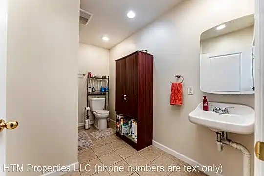 244 McLane Ave Photo 2