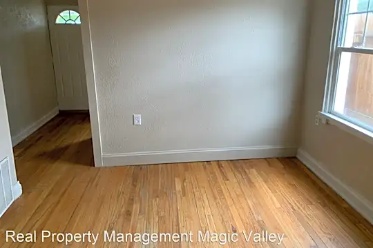 222 Filer Ave Photo 2