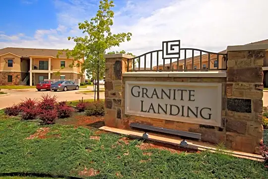 Granite Landing Photo 1