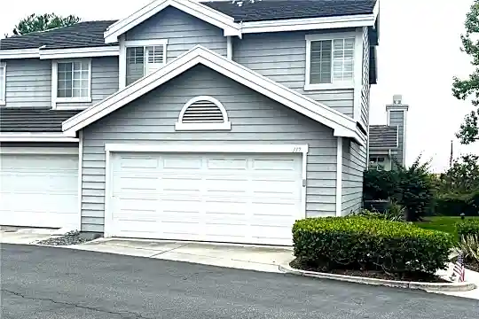 117 Dover Pl #117 Photo 1