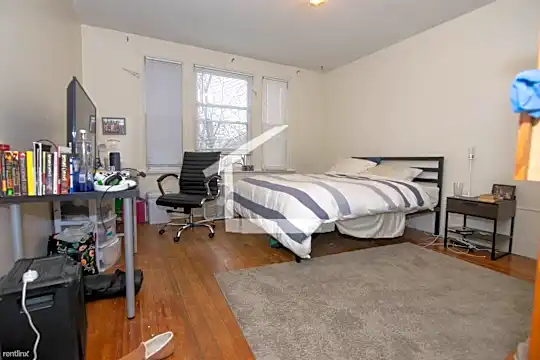 28 Wadsworth St Photo 1