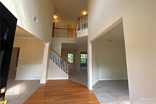 1324 Emory Ln NW Photo 2