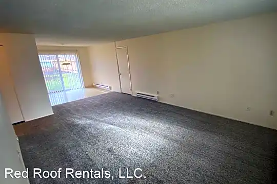 1719 166th St S Photo 2