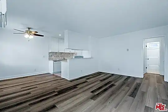 3541 Jasmine Ave #8 Photo 1