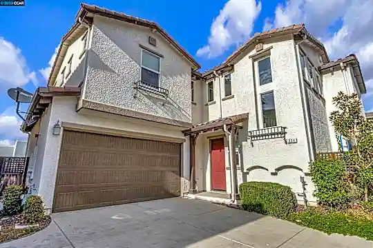 334 Misty Cir Photo 1