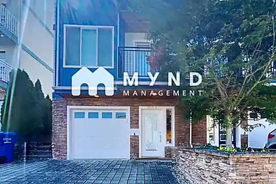 2636 23Rd Avenue W Unit A Photo 1