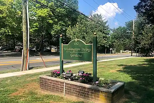 Washington Irving Gardens Apartments Photo 2