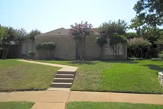 1222 Richland Oaks Dr Photo 1