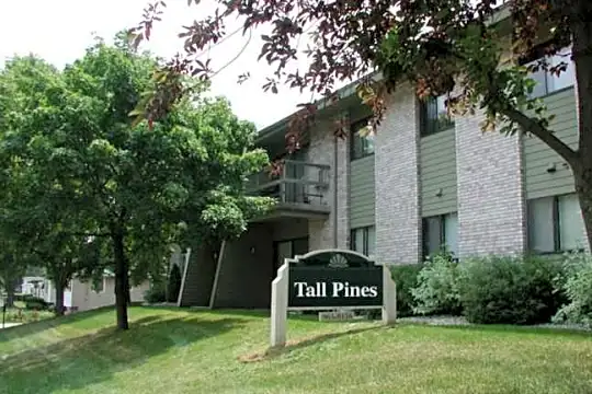 Tall Pines Apartments Photo 1