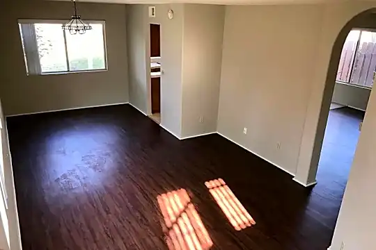 2248 Nevada Glen Photo 2