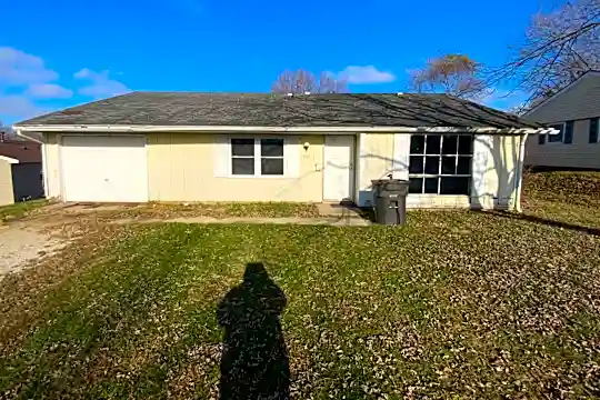 903 Sunset Rdg Photo 1