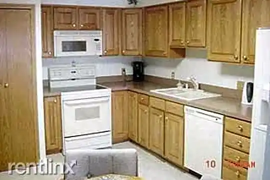 518 Oxford Ct Photo 1