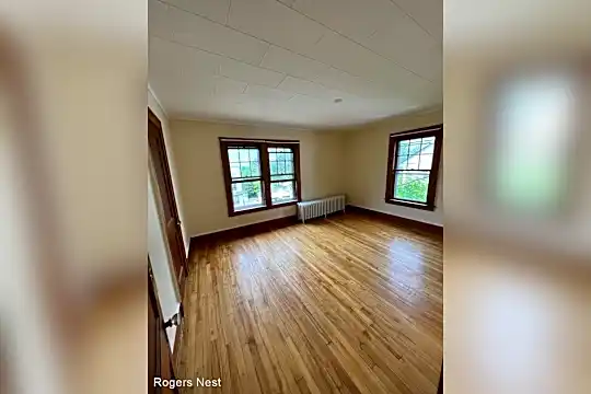 360 S Winooski Ave Photo 1