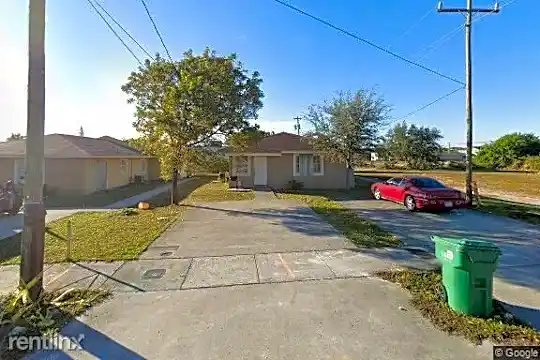 7601 NW 20th Ave Photo 1