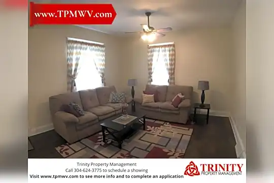 627 Stealey Ave Photo 1