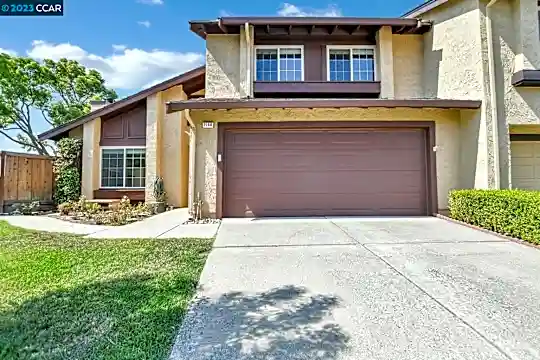 2160 Blackrock Pl Photo 1