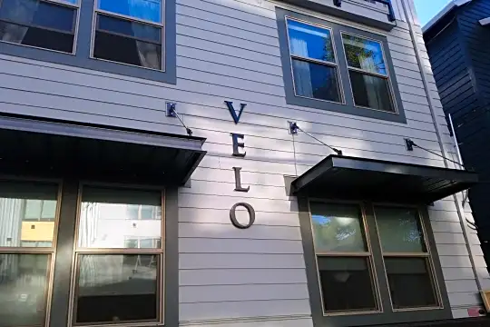 Velo Apartments Photo 2
