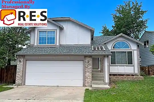 310 Medford Dr Photo 1