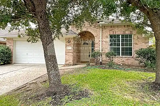 21539 Pepperberry Trail Photo 1