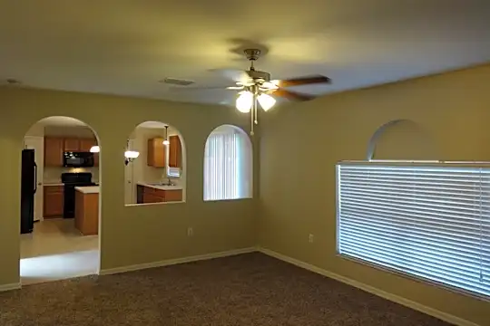 1358 Mycroft Drive Photo 2