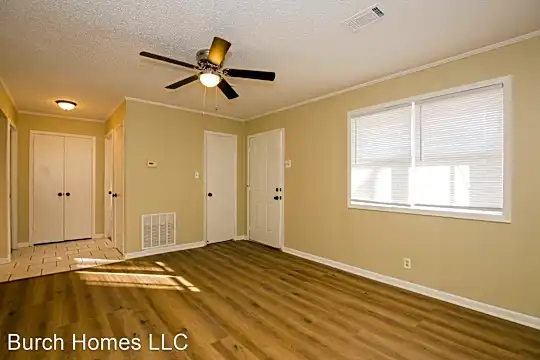 601 Paragould Dr Photo 2