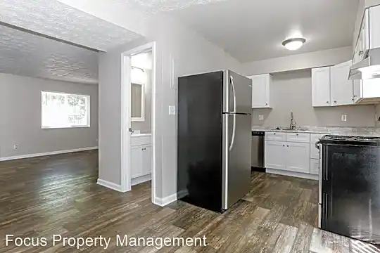865 - 883 Lancelot Dr. Photo 1