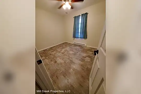 1418 Sorenson Ln Photo 2