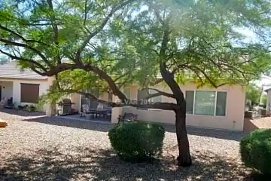 7838 Lyrebird Dr Photo 2