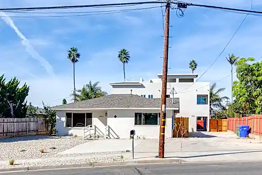 810 California St Photo 2