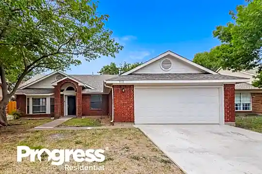 7713 Estates Way Photo 1