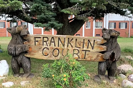 Franklin Court Apartments Photo 2